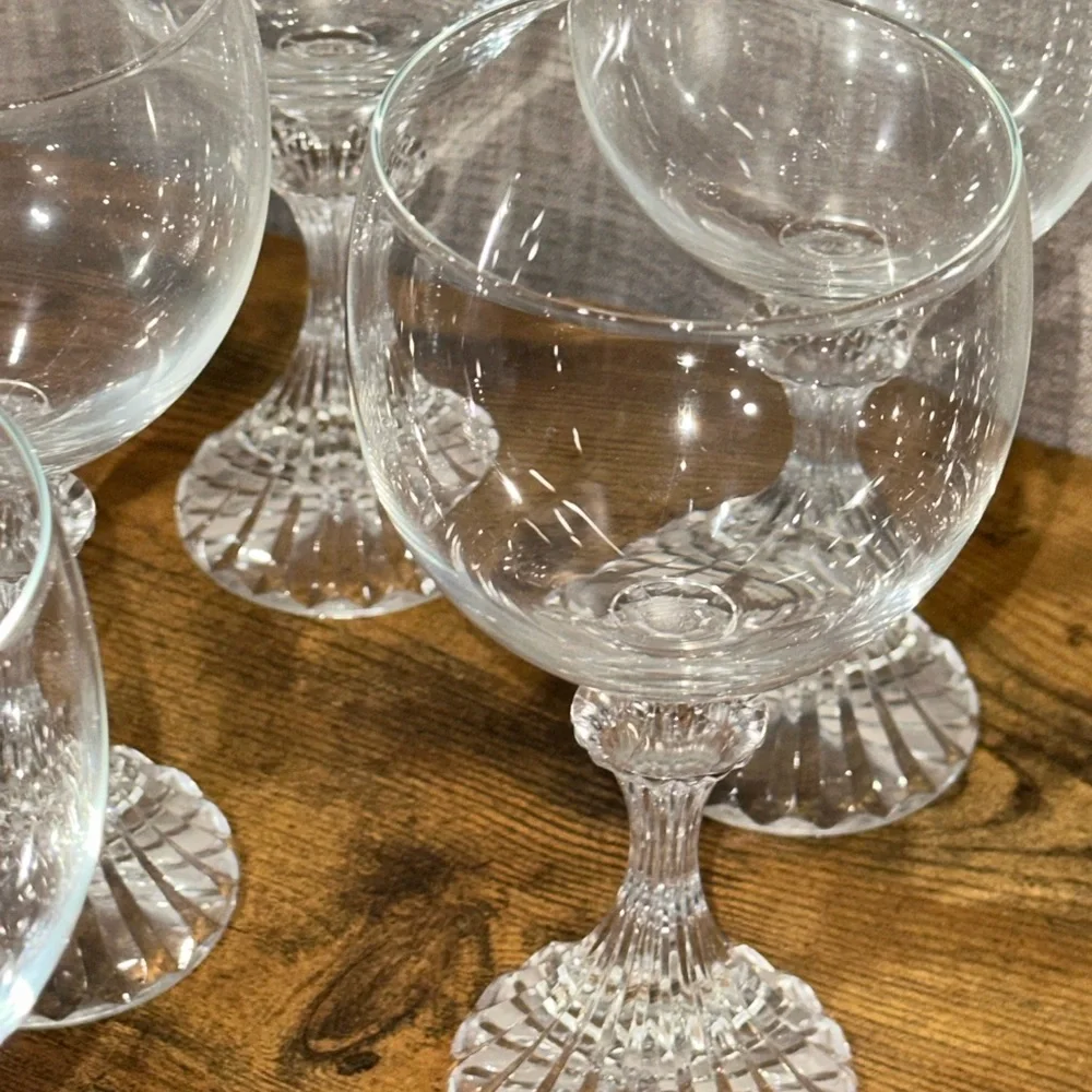 Mikasa "The Ritz" Wine Glasses - Picture 10 of 10